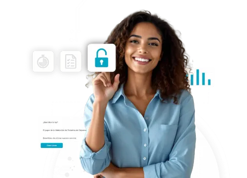 Mujer sonriente con blusa azul señalando un ícono de candado, representando seguridad y protección de datos en una plataforma digital.